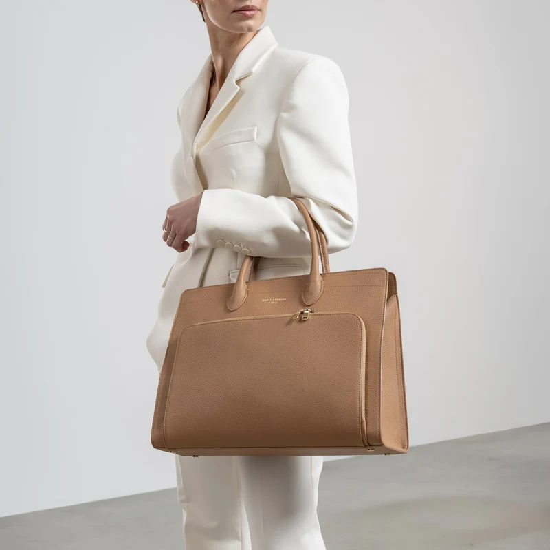 Isabel Bernard Honoré Nadine Kamel Kalbsleder Handtasche IB25053