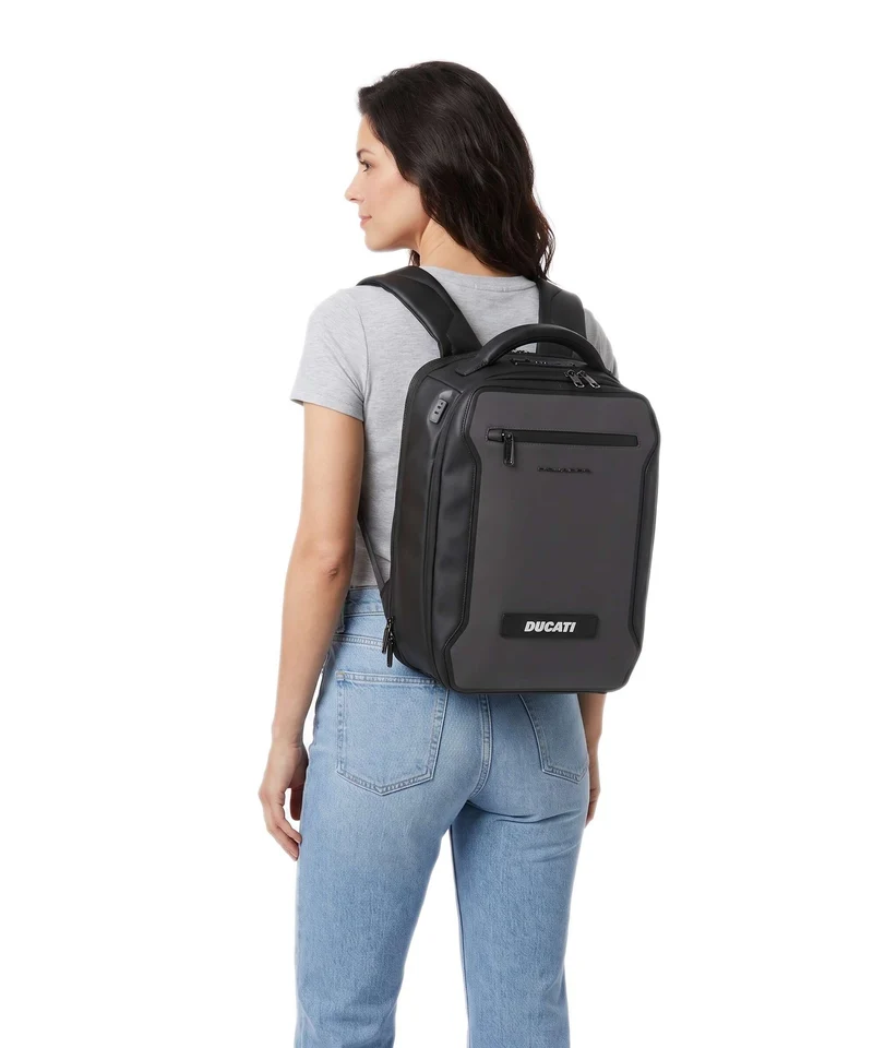 Piquadro Ducati C2OWD 30 Rucksack black