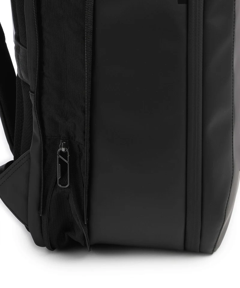 Piquadro Ducati C2OWD 30 Rucksack black