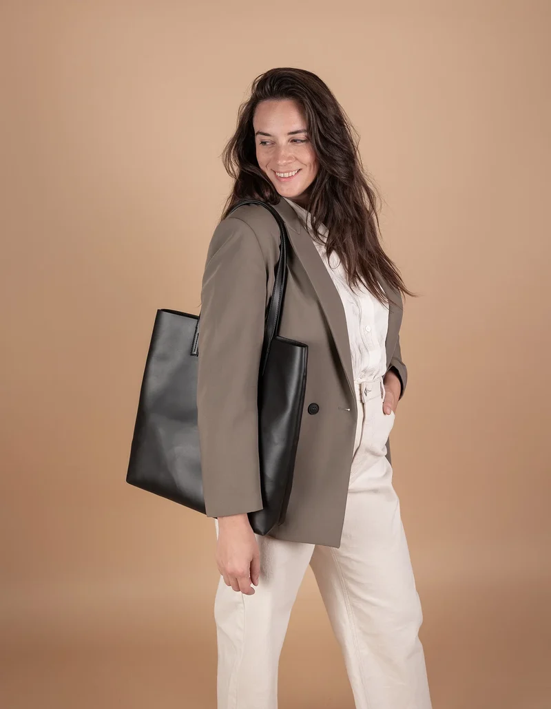 Shopper vegan gross Georgia Apfelleder Schwarz