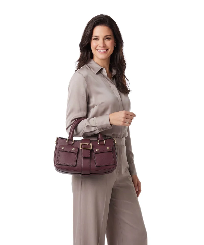 Lancel Multipocket Handtasche cassis