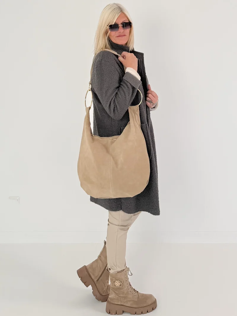 Echtledertasche mit aufwendigen Details - beige