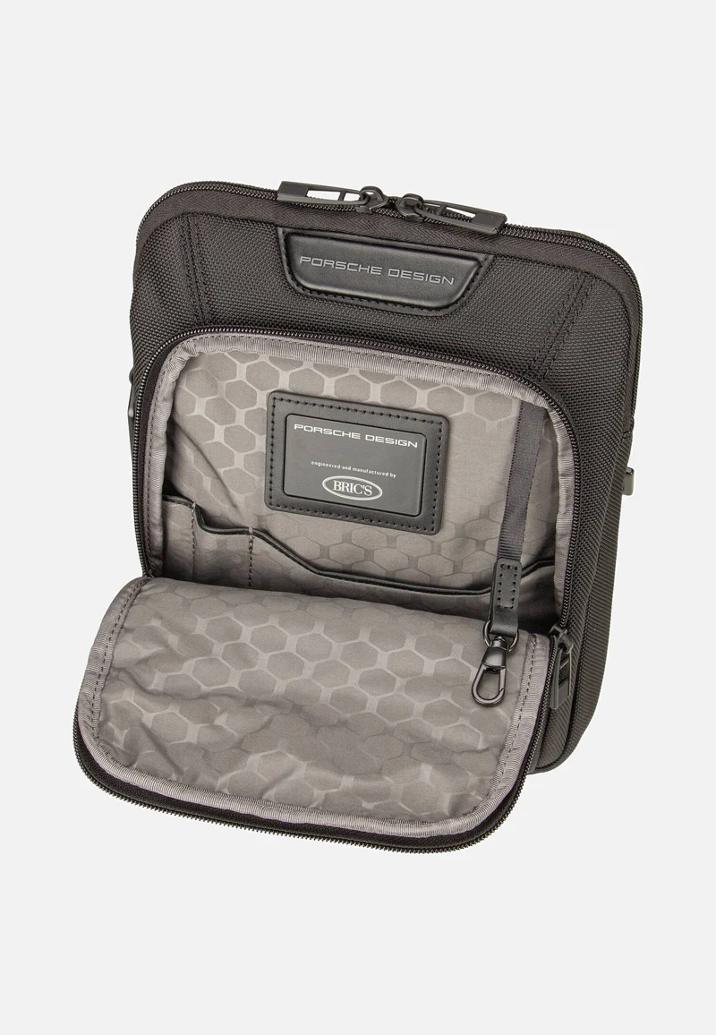 Roadster Nylon Evo S Black - Beuteltasche