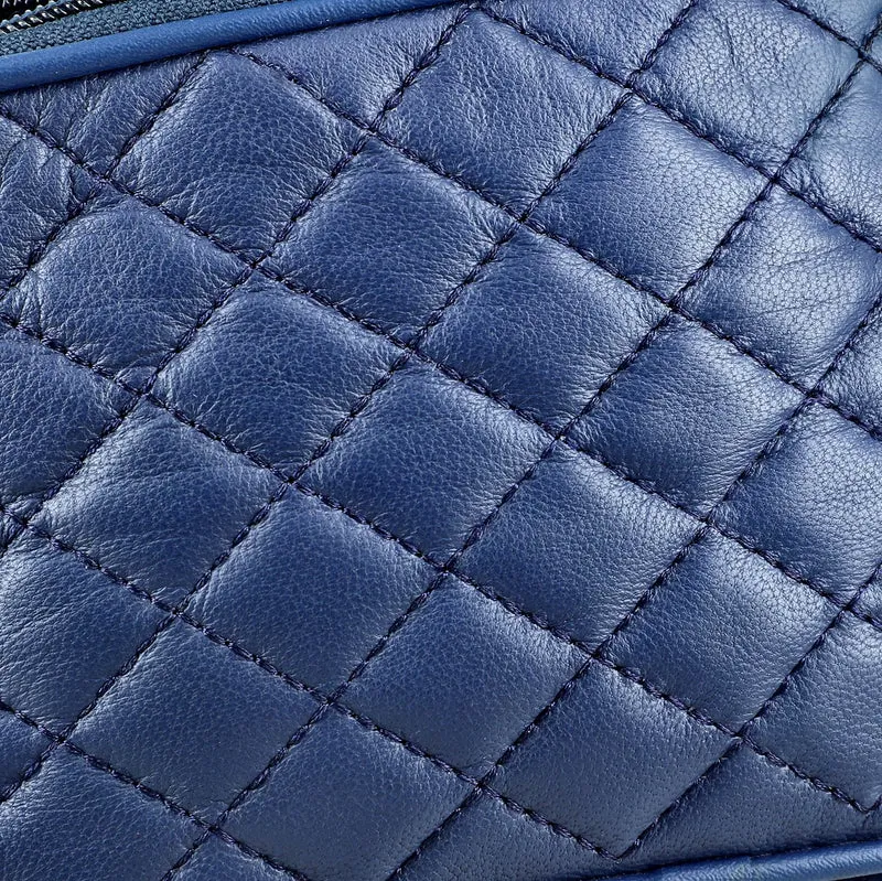 Gürteltasche aus 100 % Echtleder mit Stepp-Design, verstellbarer Riemen, Marineblau
