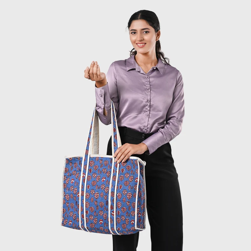 LIVMORE Stepp-Shopper mit Reißverschluss und langen Henkeln, 45 x 43 x 15 cm, Marineblau