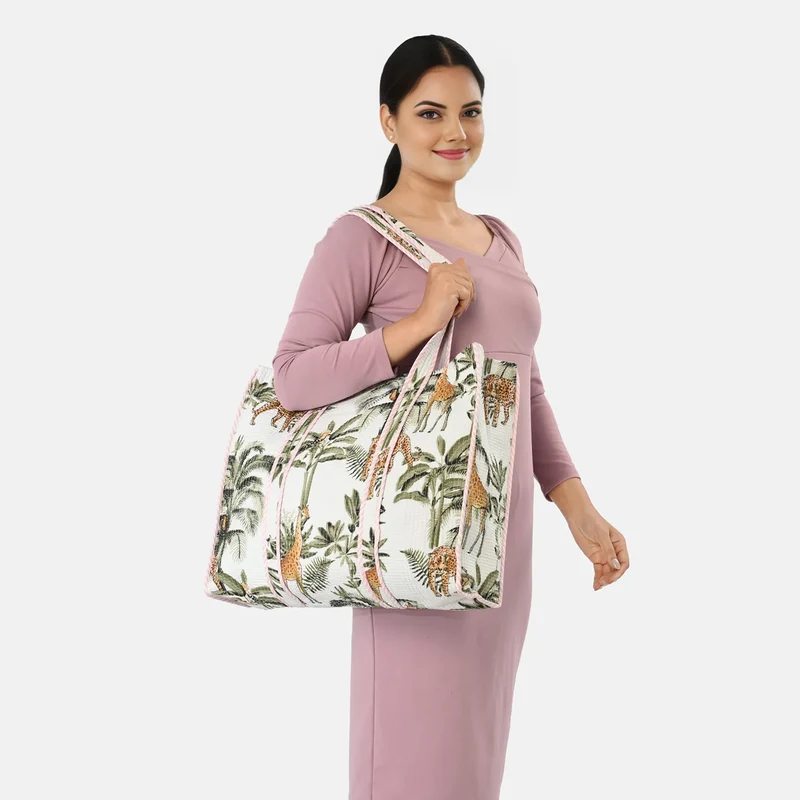 LIVMORE gesteppte Stoff-Shopper-Tasche mit Reißverschluss, florales Design, 45x43x15cm, Rosa/Weiß