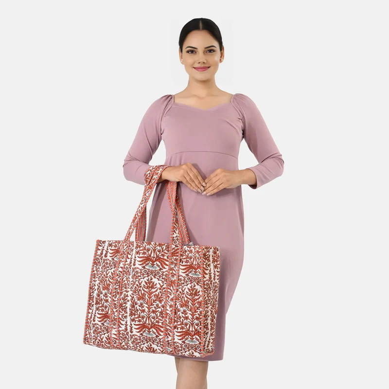 LIVMORE gesteppte Stoff-Shopper-Tasche mit Reißverschluss, florales Design, 45x43x15cm, Rosa/Weiß