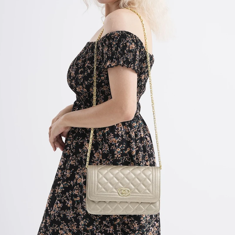 Crossbody-Tasche aus Echtleder mit Kettenriemen, 23,5x14x8 cm, Hellgrau
