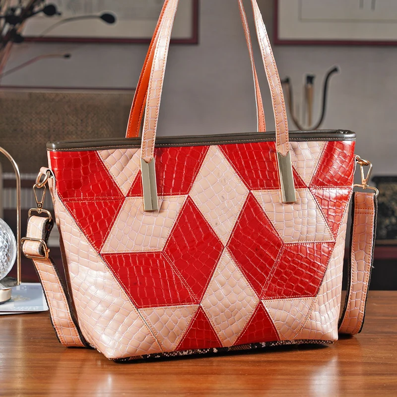 Chaos by Elsie Echtleder Shopper mit RFID, geometrisches Rauten Patchwork im 3D Würfel Look, Leopard mit Hochglanz Optik, 30 x 14 x 27 cm, Schwarz Braun