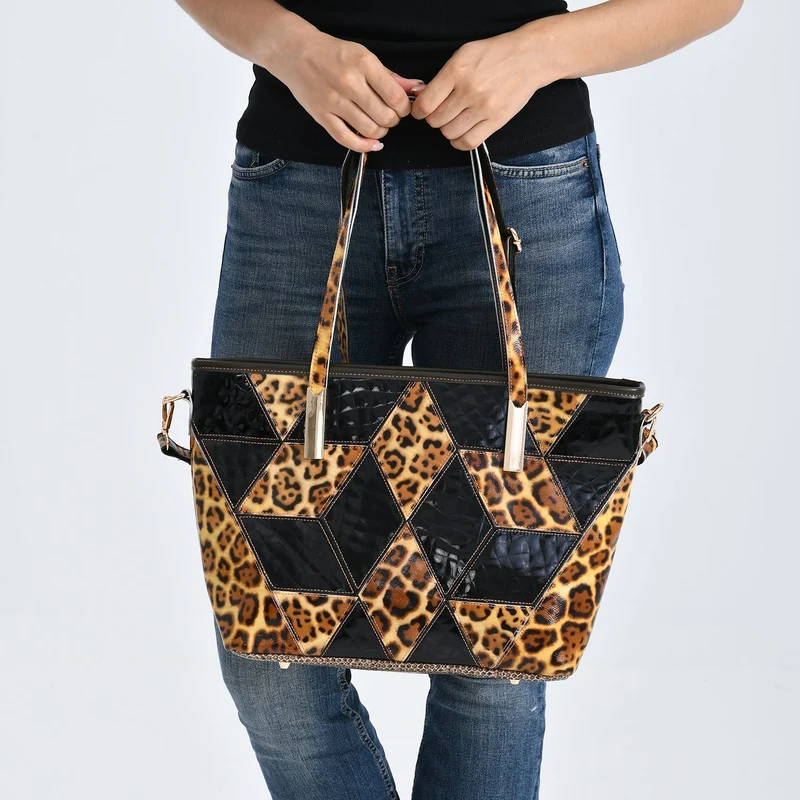 Chaos by Elsie Echtleder Shopper mit RFID, geometrisches Rauten Patchwork im 3D Würfel Look, Leopard mit Hochglanz Optik, 30 x 14 x 27 cm, Schwarz Braun