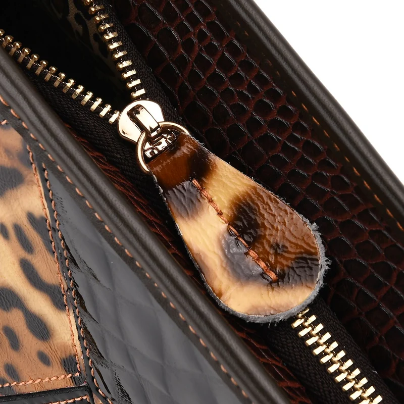 Chaos by Elsie Echtleder Shopper mit RFID, geometrisches Rauten Patchwork im 3D Würfel Look, Leopard mit Hochglanz Optik, 30 x 14 x 27 cm, Schwarz Braun