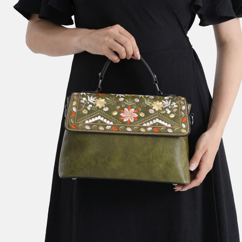 Florale Kunstprint Crossbody-Tasche mit gemustertem Schulterriemen, 29 x 11 x 21 cm, Elfenbein