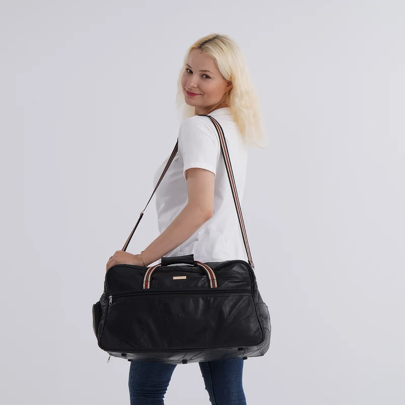Patchwork-Reisetasche aus weichem Schafleder, mit Tragegriffen und abnehmbarem Schulterriemen, 46x25x27 cm, Schwarz