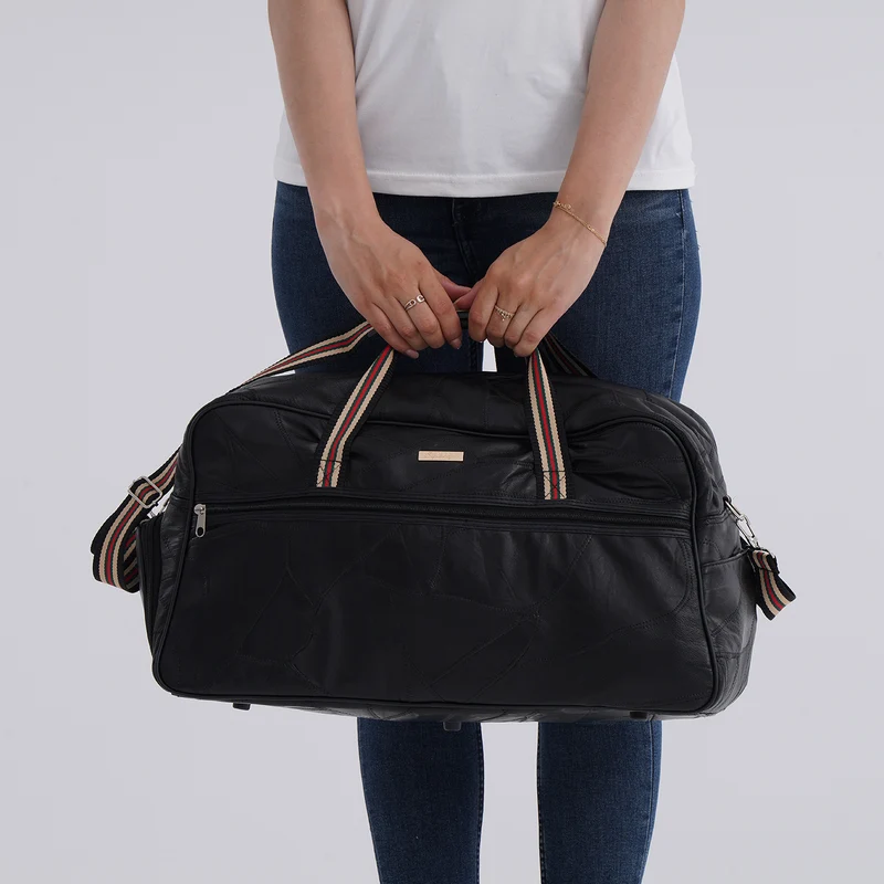 Patchwork-Reisetasche aus weichem Schafleder, mit Tragegriffen und abnehmbarem Schulterriemen, 46x25x27 cm, Schwarz