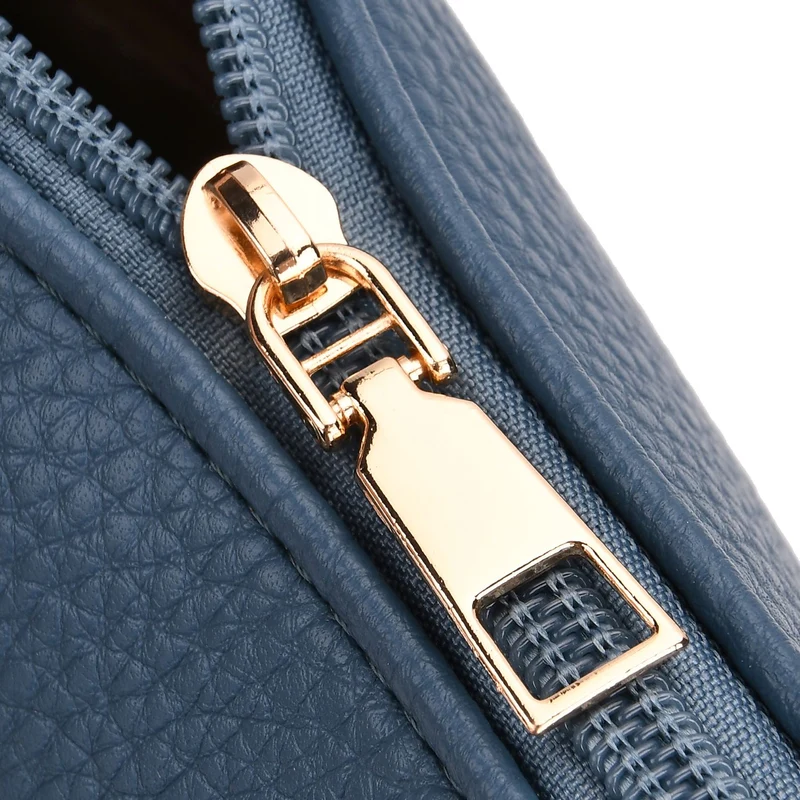 Crossbody-Tasche mit mehreren Reißverschlussfächern, gemustertem Schulterriemen, 23x26 cm, Braun