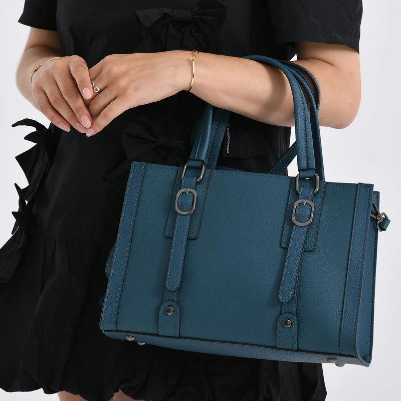 Crossbody-Tasche aus Echtleder mit Zierschnallen, 32x13x21 cm, Braun