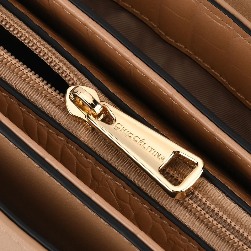 Umhängetasche Lederoptik, 28.5 x 8.5 x 18.5 cm, Schwarz