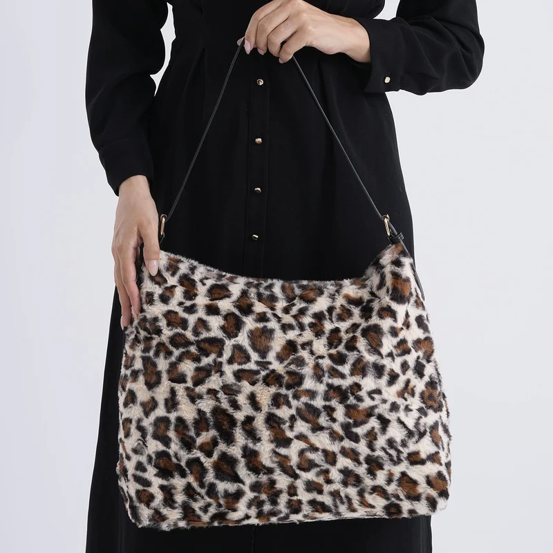Leopardenmuster-Fellimitat-Tasche, 46x11x35 cm, Schwarz-Braun