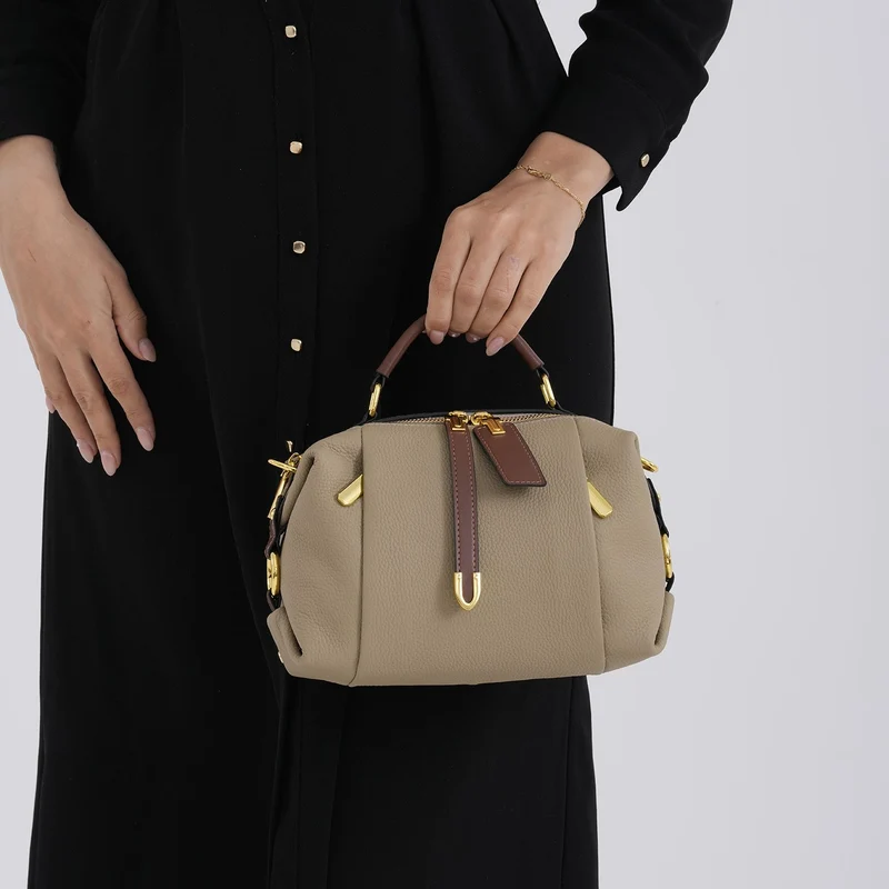 Elegante Leder Crossbody Tasche im Minimal Design 23 x 12 x 16 cm Khaki