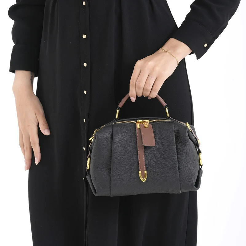Elegante Leder Crossbody Tasche im Minimal Design 23 x 12 x 16 cm Khaki