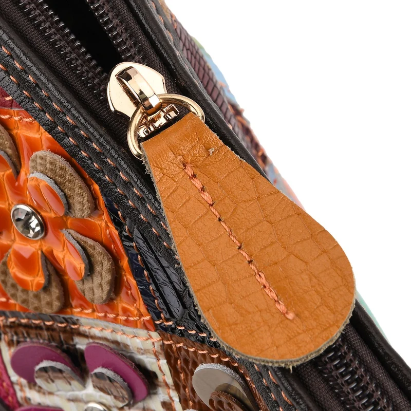CHAOS BY ELSIE Leder Crossbody Tasche mit RFID Schutz und Reißverschlussfächern 19 x 11 x 20 cm Multicolor Rautenmuster