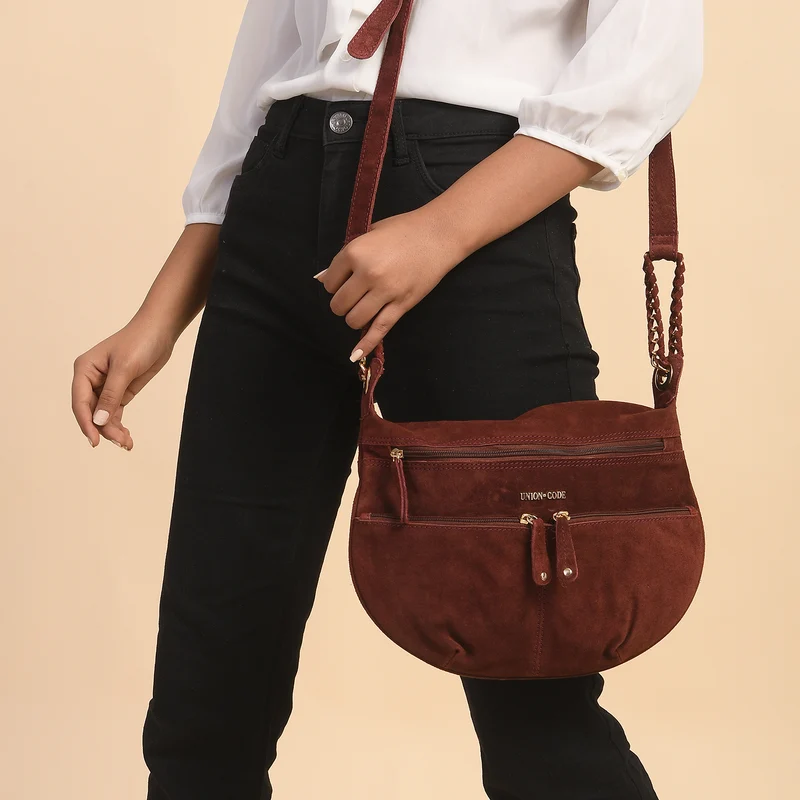 Crossbody Tasche aus 100% echtem Leder, Größe 33x3,8x25,4 cm, Weinrot