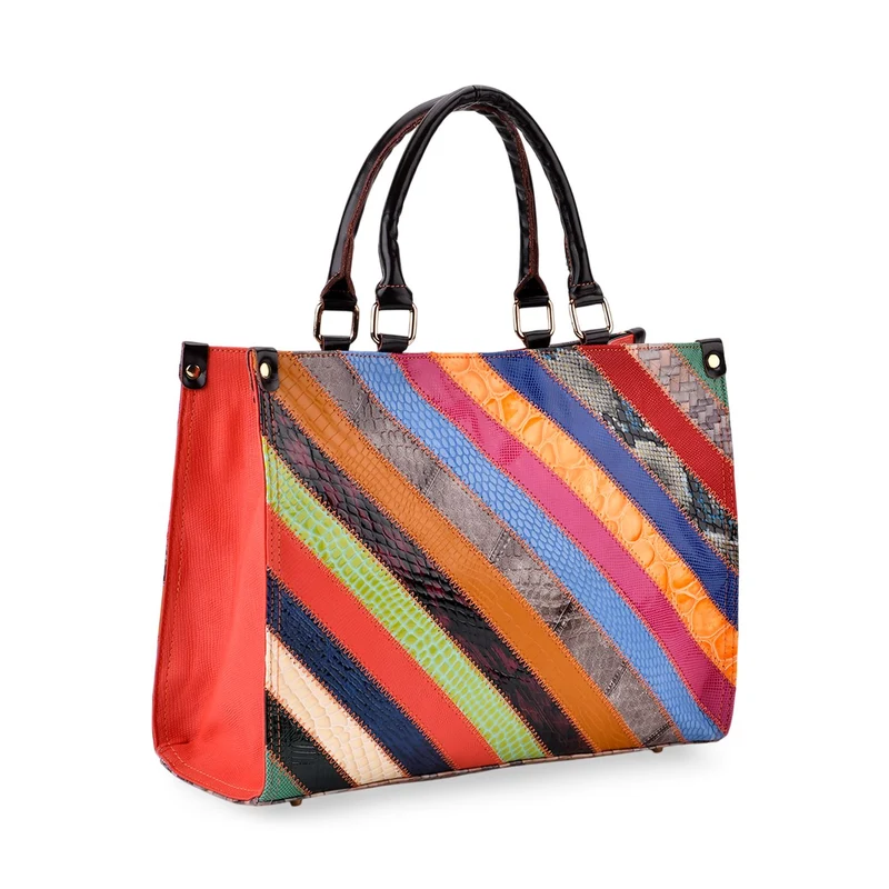 Chaos by Elsie - Umhängetasche aus 100% Echtleder mit Mini-Taschenlampe, Rautenmuster, RFID-Schutz, 34x15x27 cm (Tasche), 9,5x4 cm (Taschenlampe)