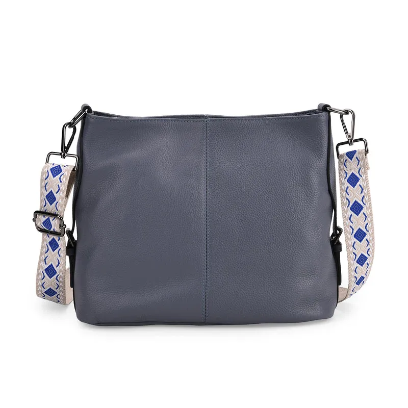 Echtleder-Crossbody-Tasche aus geprägtem Leder, verstellbarer Schulterriemen (ca. 120 cm), 32x12x25 cm, Hellbraun