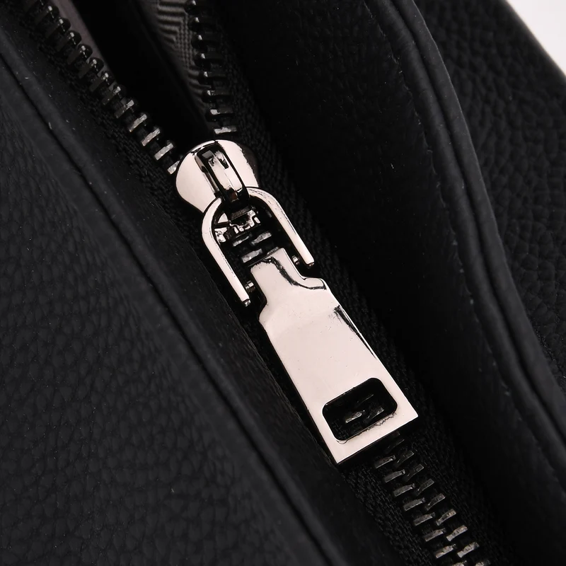 Echtleder-Tote-Bag mit Magnetverschluss-Außentasche und geräumigem Innenfach, 34x14x29 cm, Schwarz