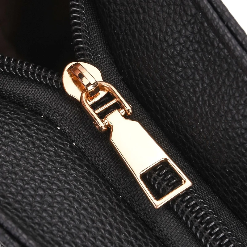 Crossbody-Tasche mit Steppmuster, Kunstleder, 21 x 13 x 7,5 cm, Schwarz
