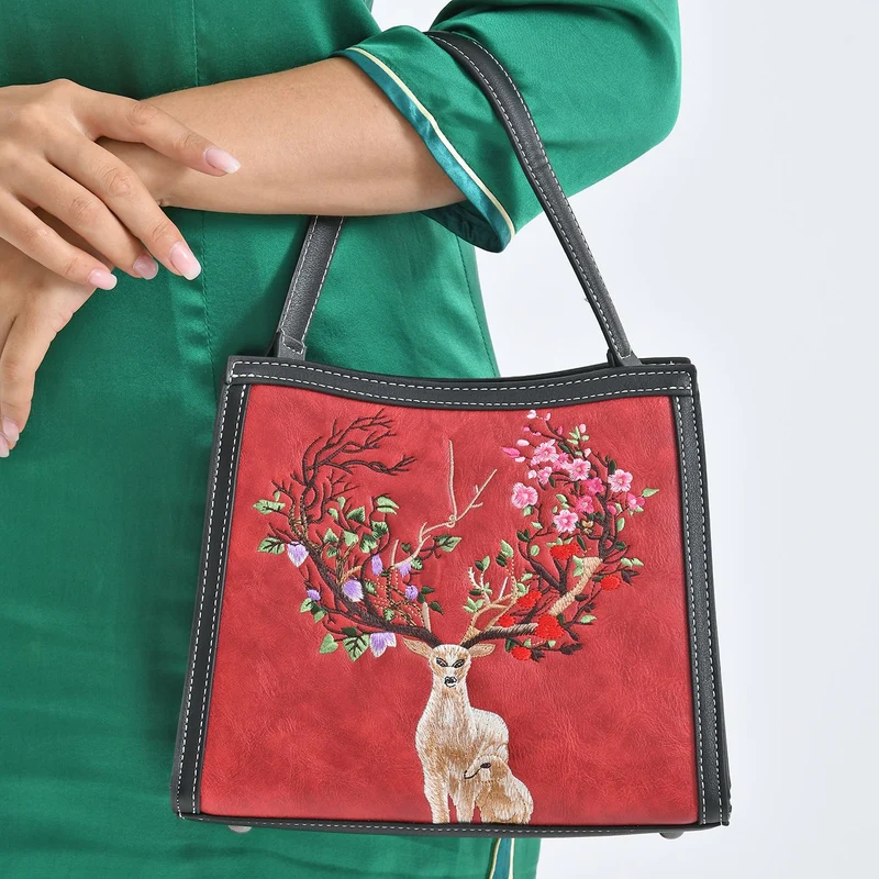 Bestickte Crossbody Tasche, Kunstleder, Rentier Design, 25 x 11 x 21 cm, Anthrazit