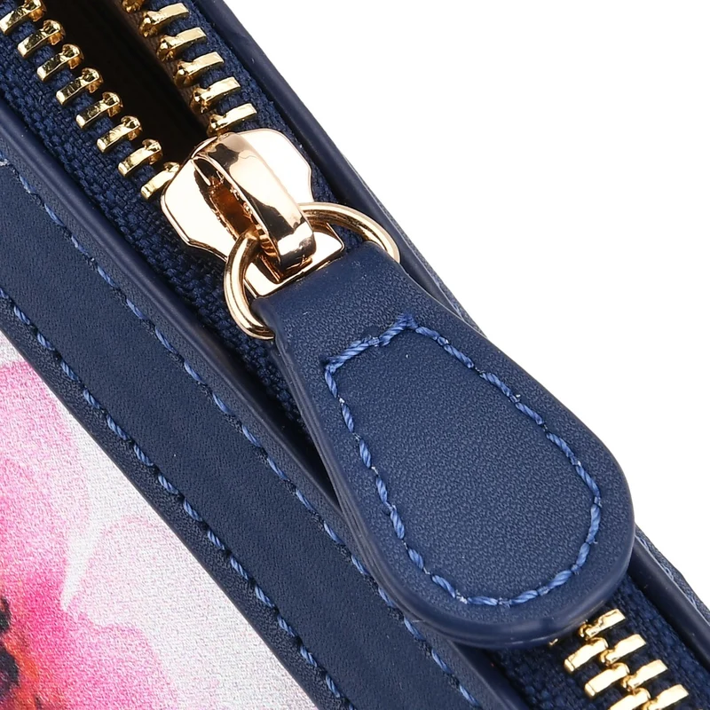 LA MAREY Signature - Seiden-Brokat-Crossbody-Bag, 24x6x14 cm, Blau Weiß