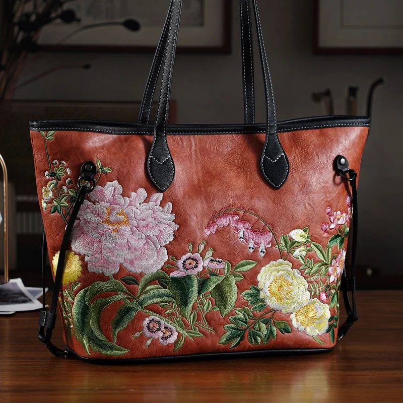 Bestickter Shopper, Kunstleder, Blumen Design, 46 x 15 x 28 cm, Rot
