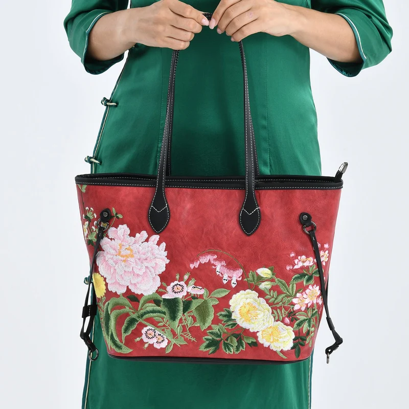 Bestickter Shopper, Kunstleder, Blumen Design, 46 x 15 x 28 cm, Rot