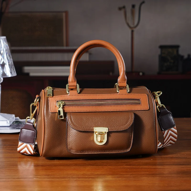 Echtleder-Duffle-Crossbody-Bag im Klassik-Design, 25,5x13x13,5 cm, Schwarz