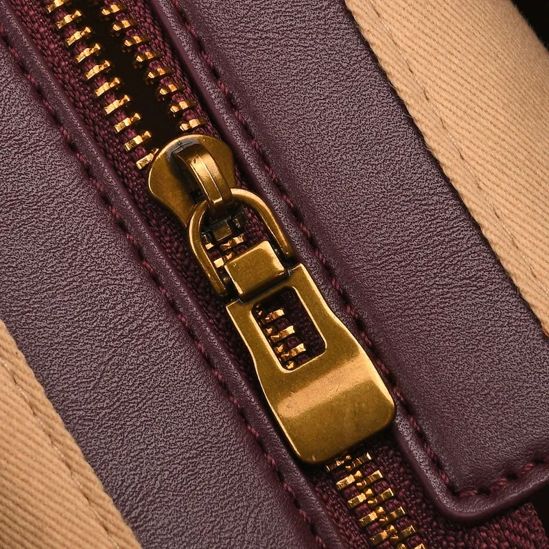 Echtleder-Trapez-Umhängetasche im modernen Designer-Stil mit Doppelriemen und Magnetverschluss, 27x11x23 cm, Schokoladenbraun