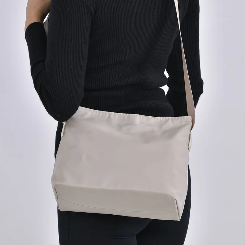 Sencillez - Crossbody Handtasche mit Nylonfutter und RFID Schutz, 112cm Schultergurt, 27x14.5x23 cm, Schwarz