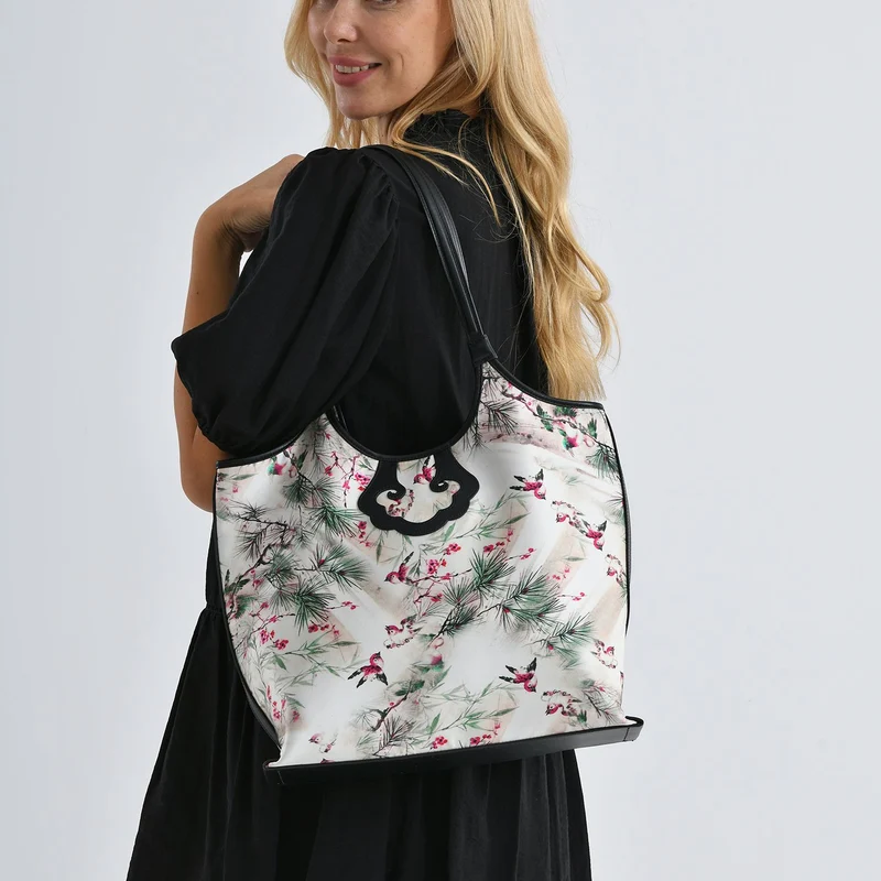 LA MAREY Signature Brokat Echtleder Schultertasche, 1 Außenfach und 2 Innenfächer, 34 x 35 x 11.5 cm, Hellblau