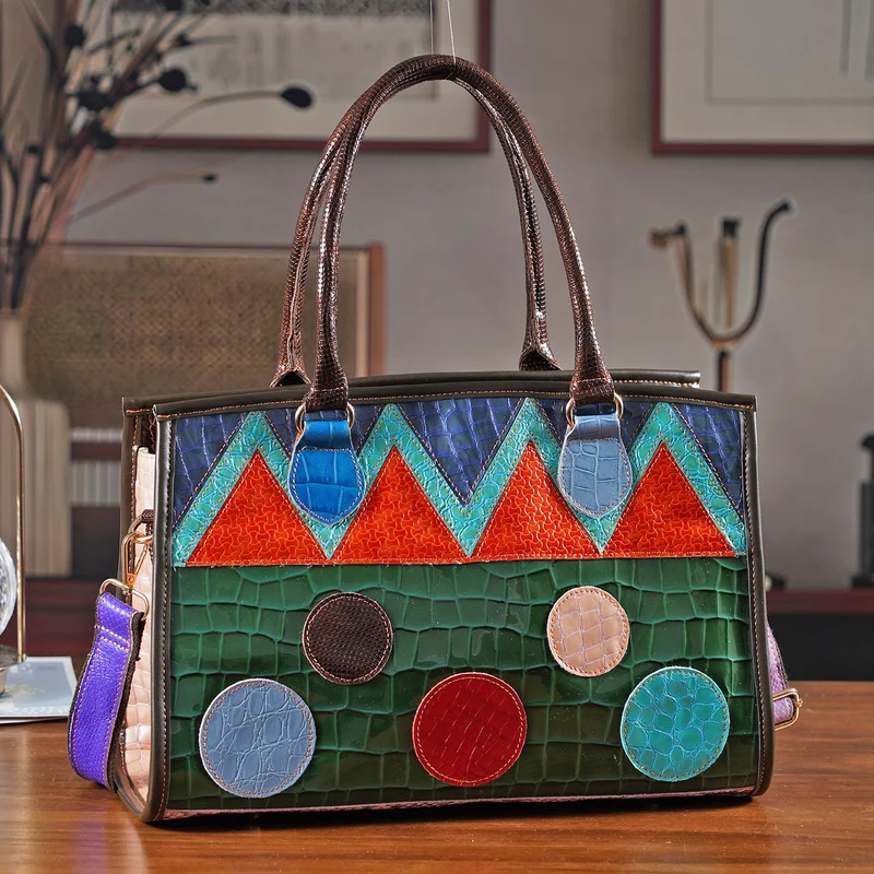 Chaos by Elsie Echtleder Crossbody mit RFID, Patchwork Mehrfarbig, 36 x 15 x 25 cm, Schwarz
