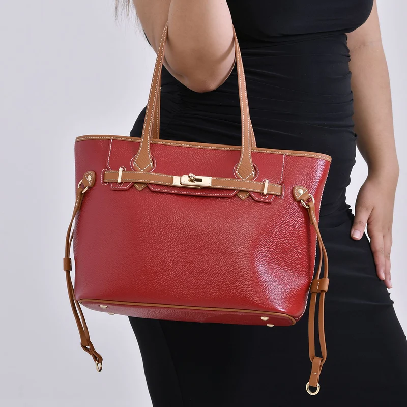 life-style:Genuine Leather Tote bag Color: Green with brown L:41*W:15*H:26cm ,Handle drop:22CM Wall: Genuine Leather Lining: Polyester Exterior:zipped-1, Interior: slip-1,zipped-1