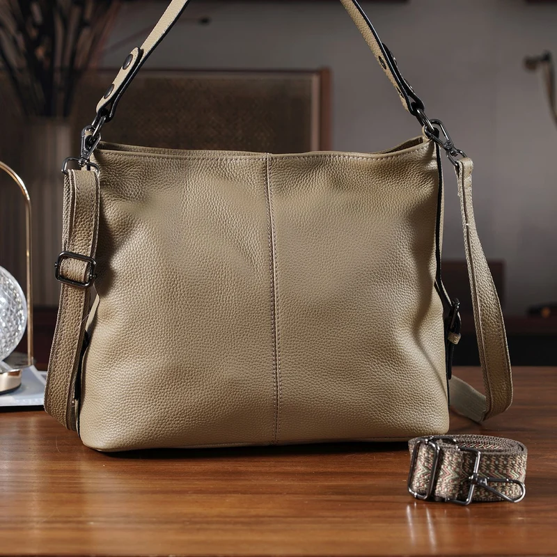100% Echtleder-Crossbody-Tasche mit 3 Tragevarianten, 32x12x25 cm, Cognac