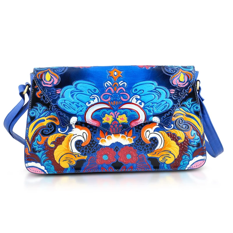 SUKRITI handbemalte Echtleder Tasche mit Prägung 32 x 6 x 19 cm, Schwarz