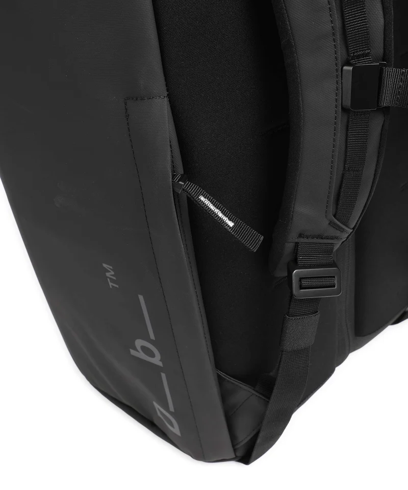 Db Roamer Pro 50 Reiserucksack black out