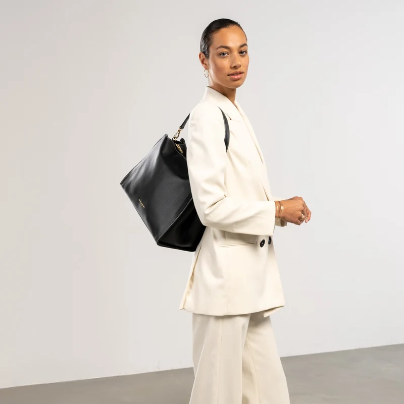 Isabel Bernard Honoré Emma Schultertasche Schwarz IB21134-001