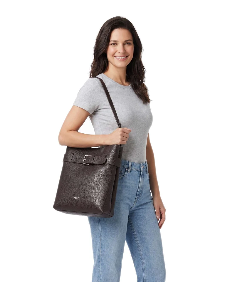 Marc O'Polo Brinja M Beuteltasche black cherry