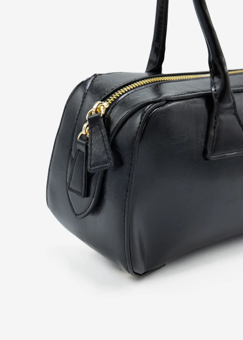 Schultertasche aus Kunstleder - schwarz