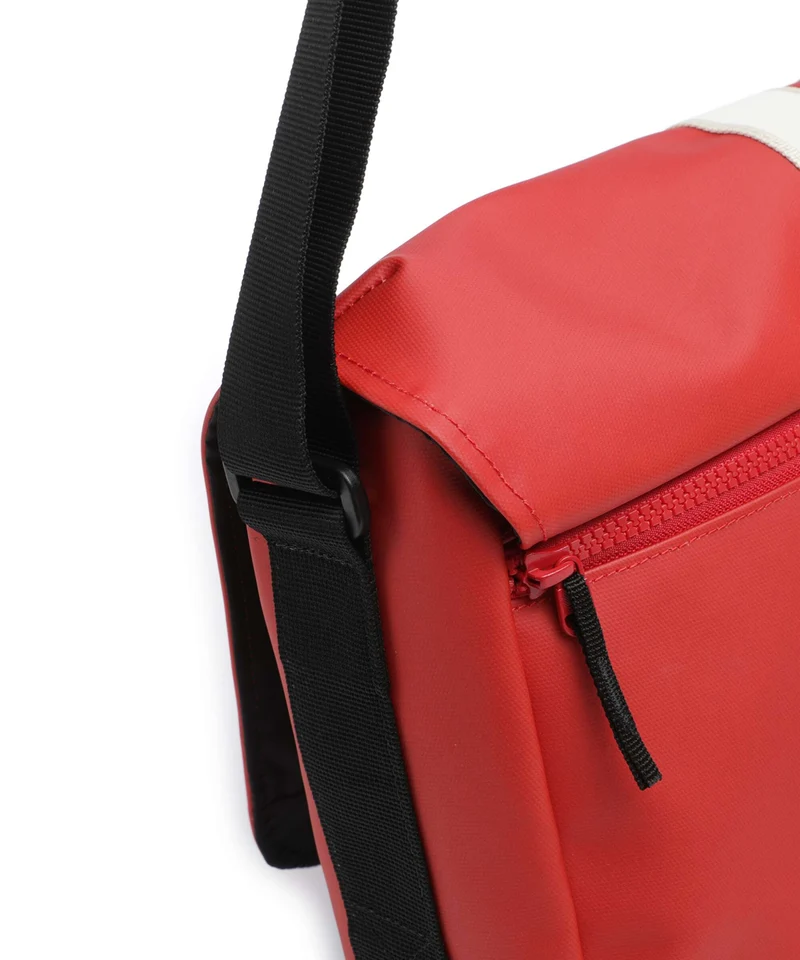 Vaude Vanuatu Umhängetasche red