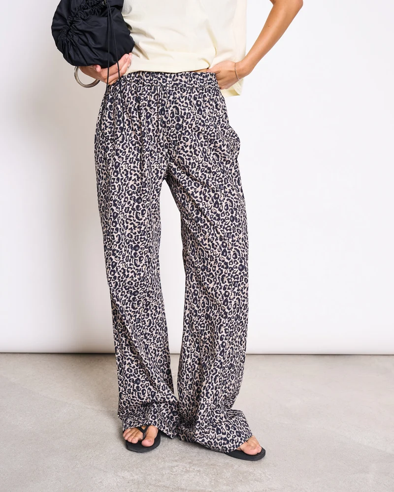 Hose Soby Cotton Pants Leo Print