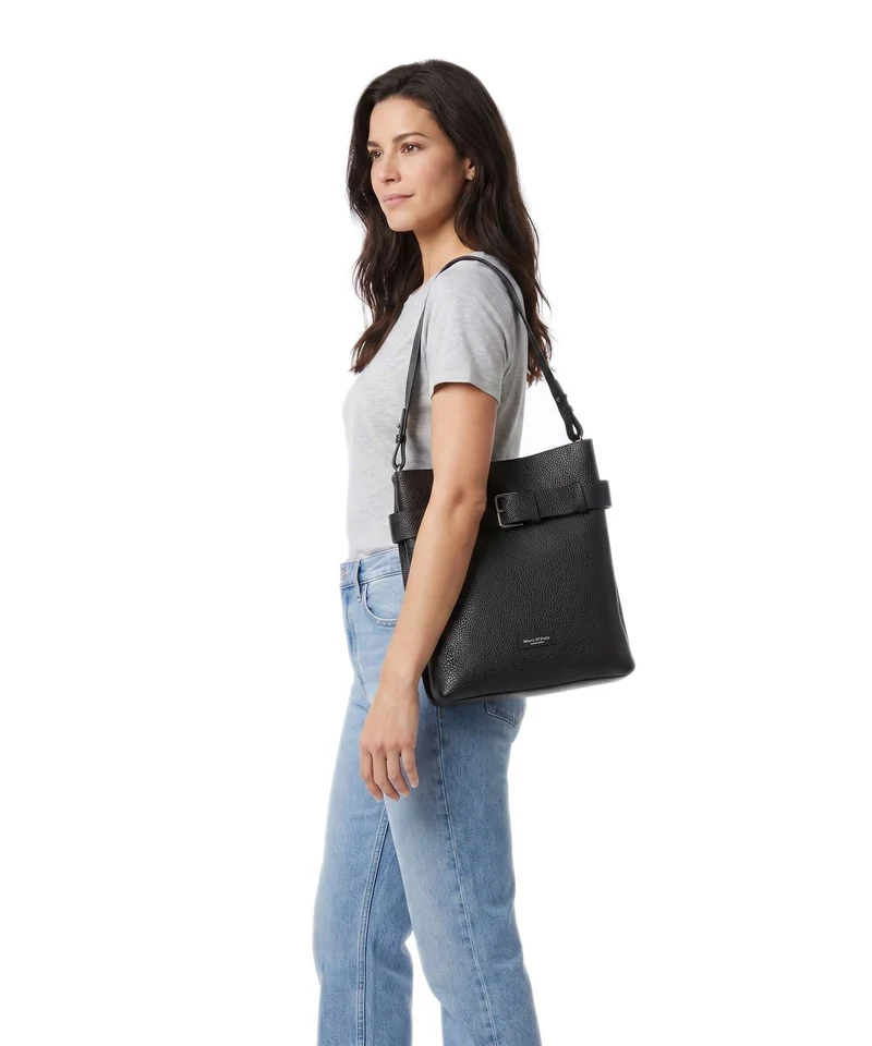 Marc O'Polo Brinja M Beuteltasche black