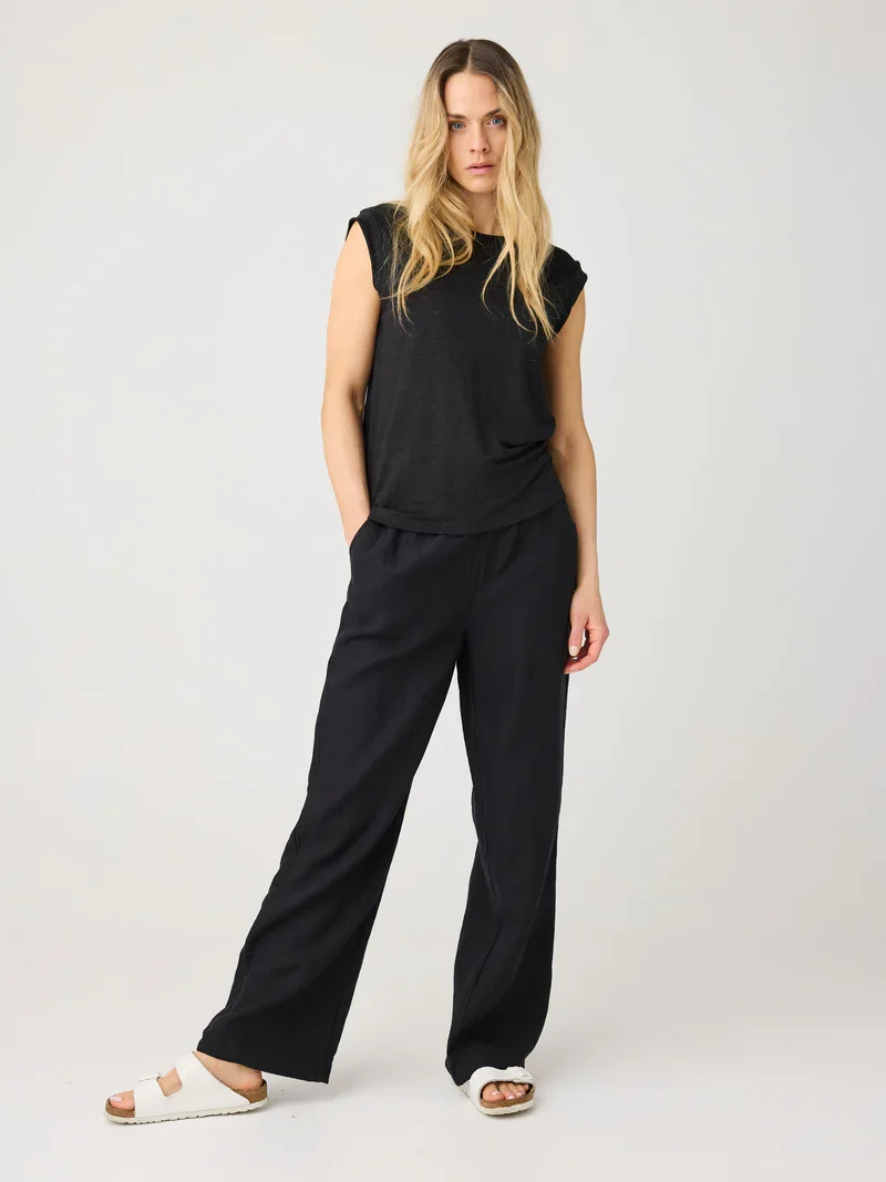 T-Shirt Linen Sleeveless Jet Black